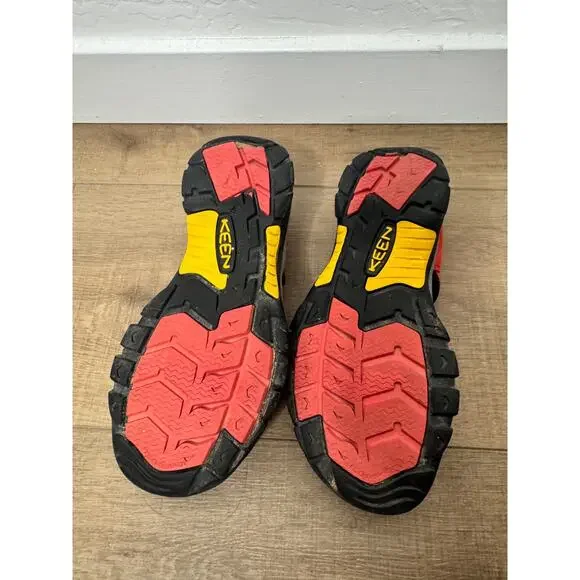 Keen Women Closed Toe Water Hiking Sandals Size 9 Orange - Picture 5 of 6